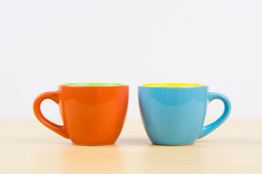 COFFEE CUP VS. MUG: WHICH IS BEST SUITED FOR YOUR MORNING COFFEE?